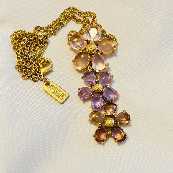 💰SOLD💰NWOT Coach Flower Charm Necklace - Picture 11 of 11